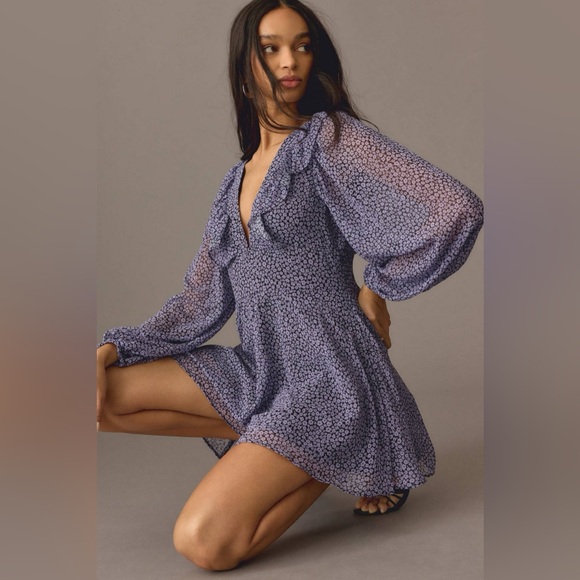 Anthropologie Hutch Long-Sleeve Deep-V Romper - Picture 4 of 8